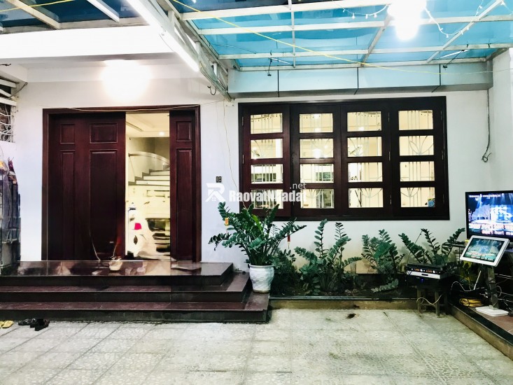 Chính chủ cho thuê nhà riêng 100m2x 3 tầng để ở, làm Công ty, Văn phòng, Trung tâm dạy thêm, tại Tương Chúc- Thanh Trì Hà Nội